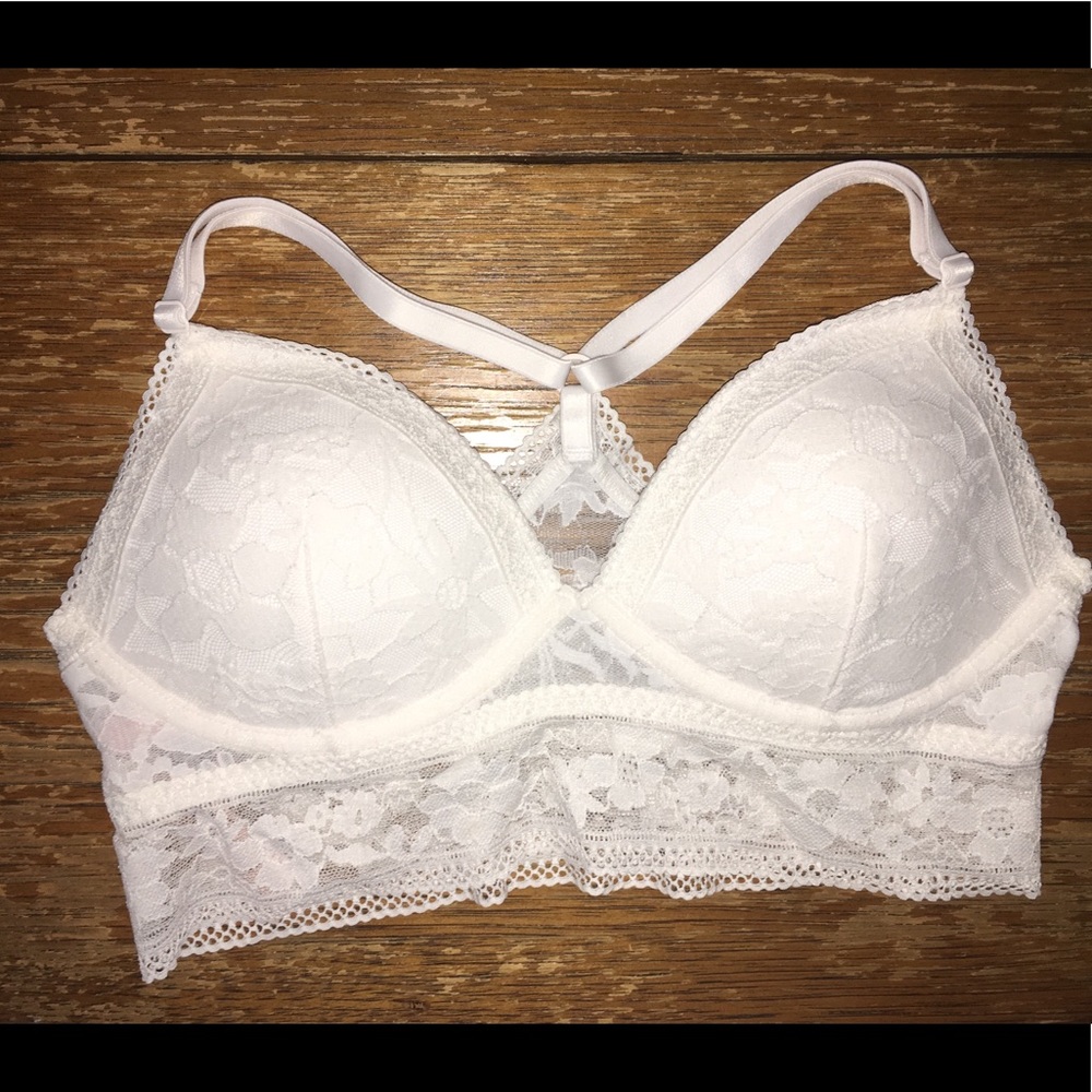 Victoria’s Secret White Lacey Wireless Bralette